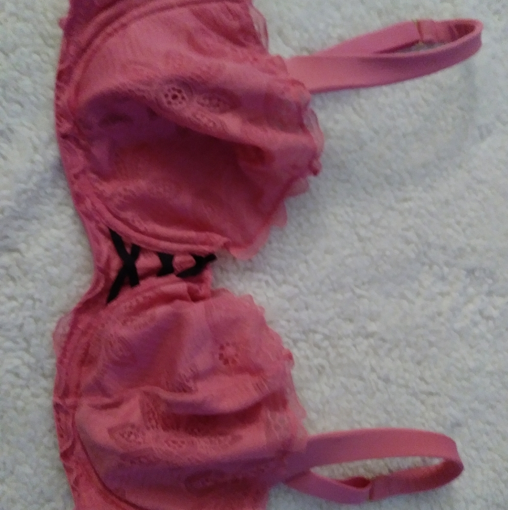 40DDD Cacique Bra